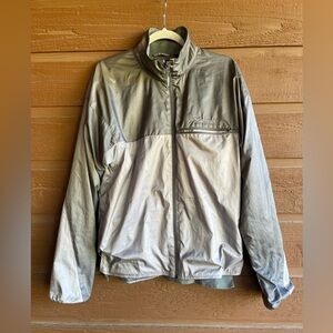 Marmot two tone grey windbreaker. Size M EUC
